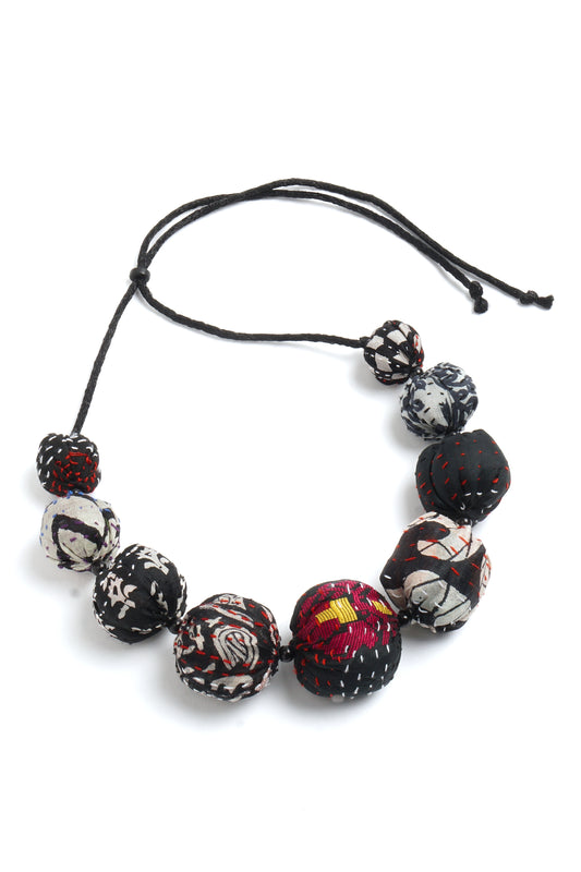 VINTAGE SILK KANTHA NUTS SHORT NECKLACE - sv2700-blk -