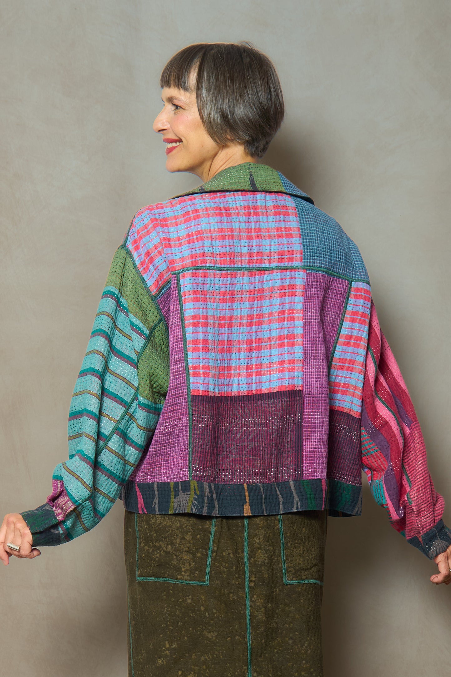 FLOWER PRINT WITH CHECKERED PATCH OVERSIZED TRUCKER JACKET - fc4j107-blk -