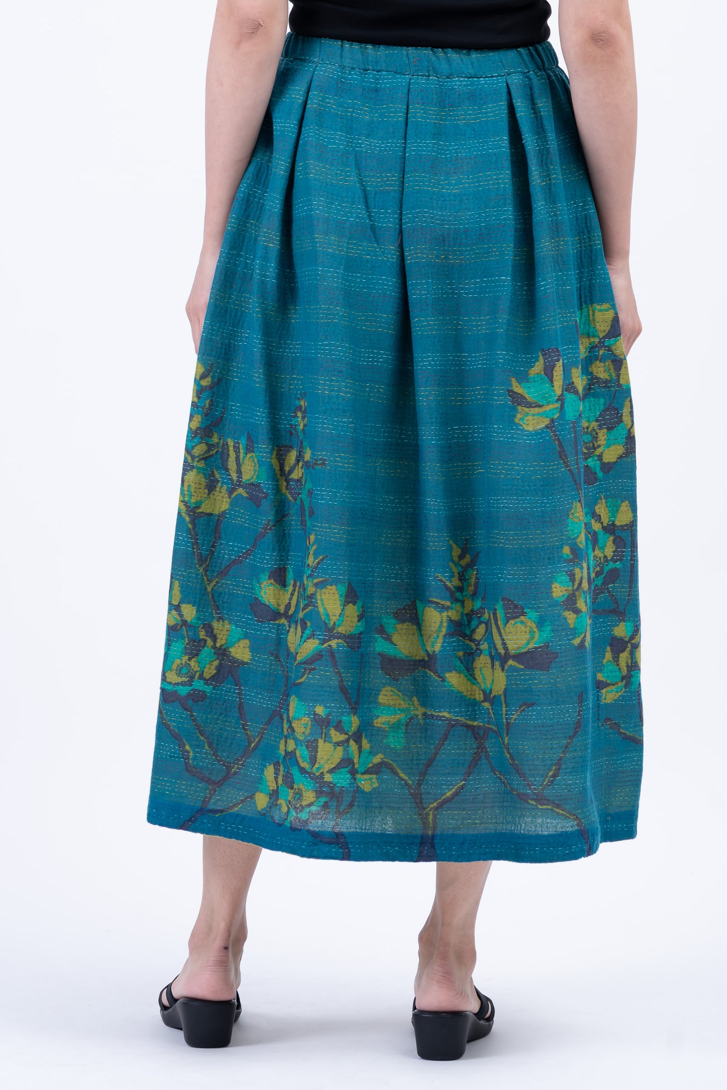 BLOOMING FLOWERS KANTHA TUCKED GATHER SKIRT - bf2663-blu -
