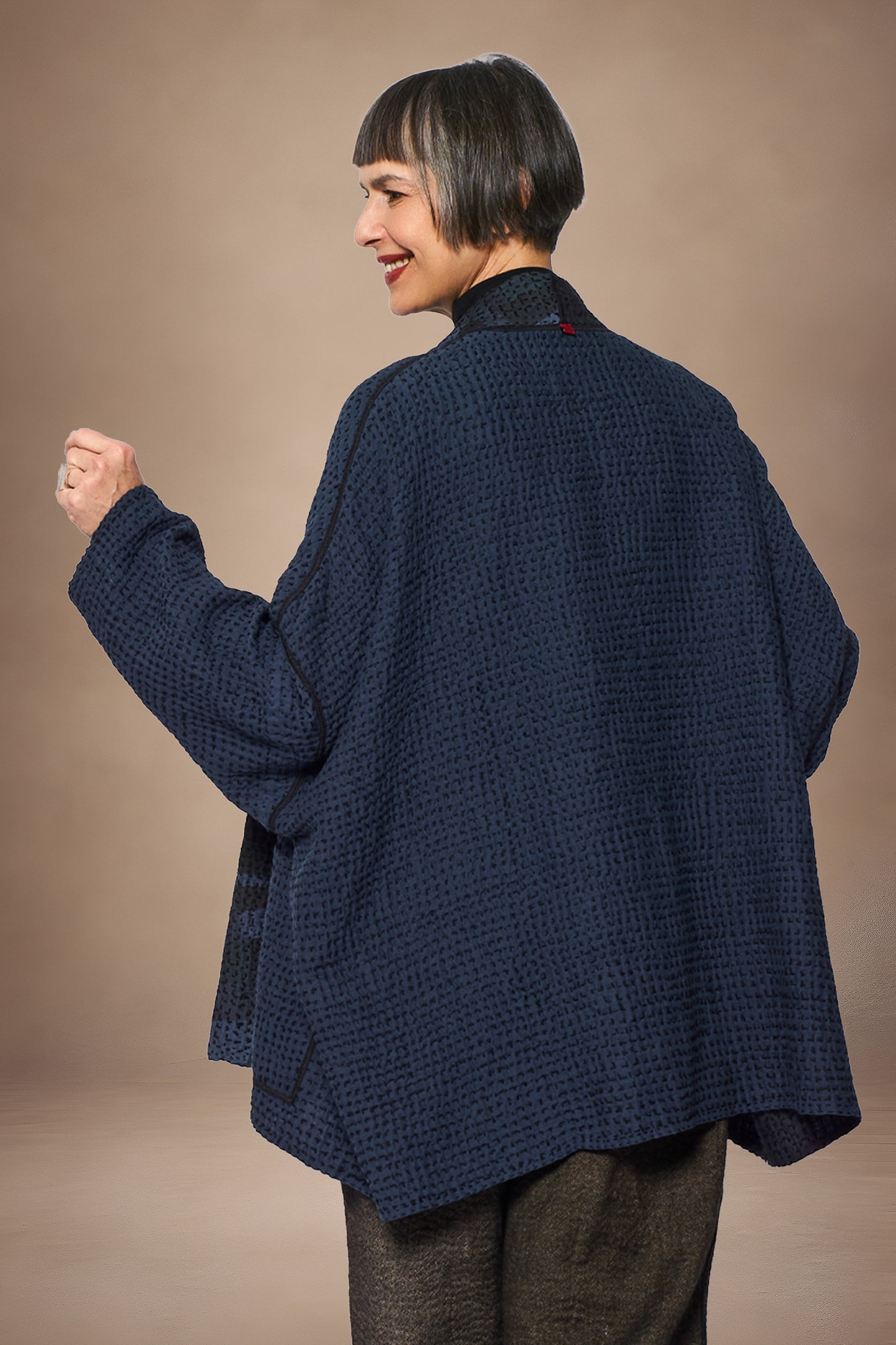 ABSTRACT WAFFLE KANTHA KIMONO WRAP SHORT - bw3358-nvy -