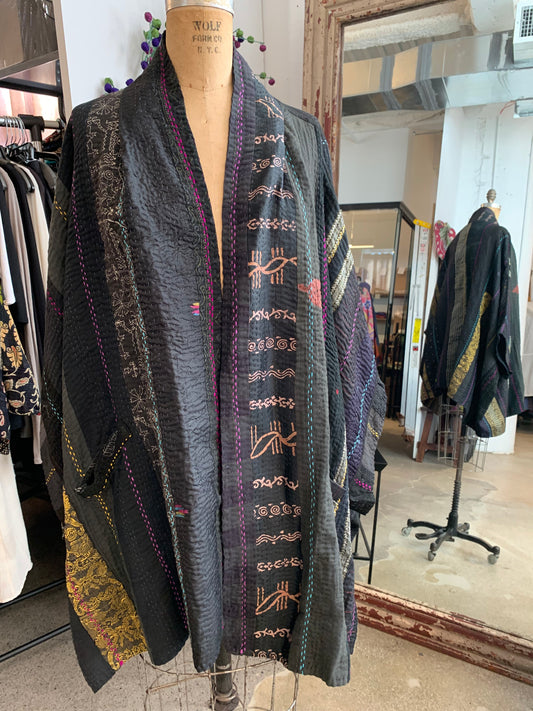 JEWEL WOVEN WITH VERTICAL PATCH KANTHA DOUBLE COLLAR PONCHO - jv4323-blk -