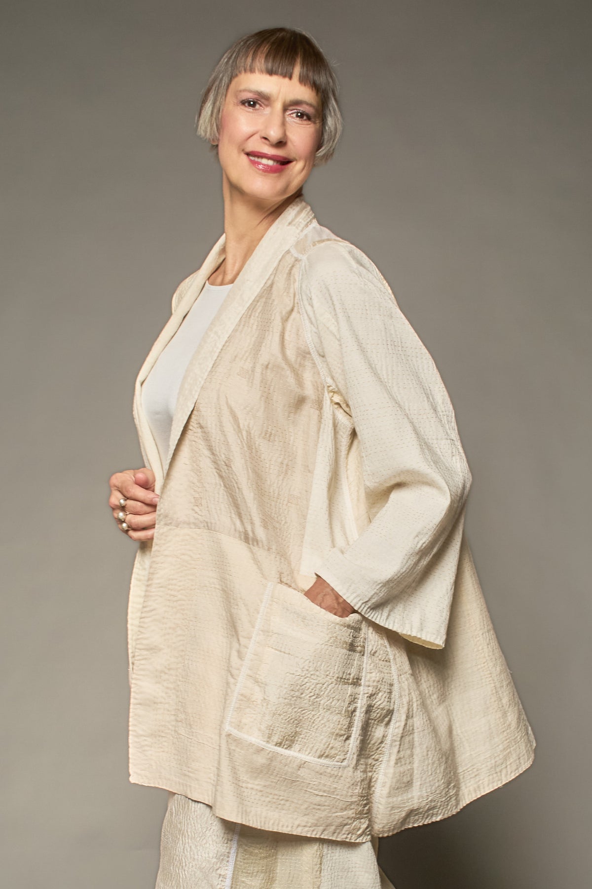 JAIPUR WHITE KANTHA A-LINE JKT - jw2003-ivy -