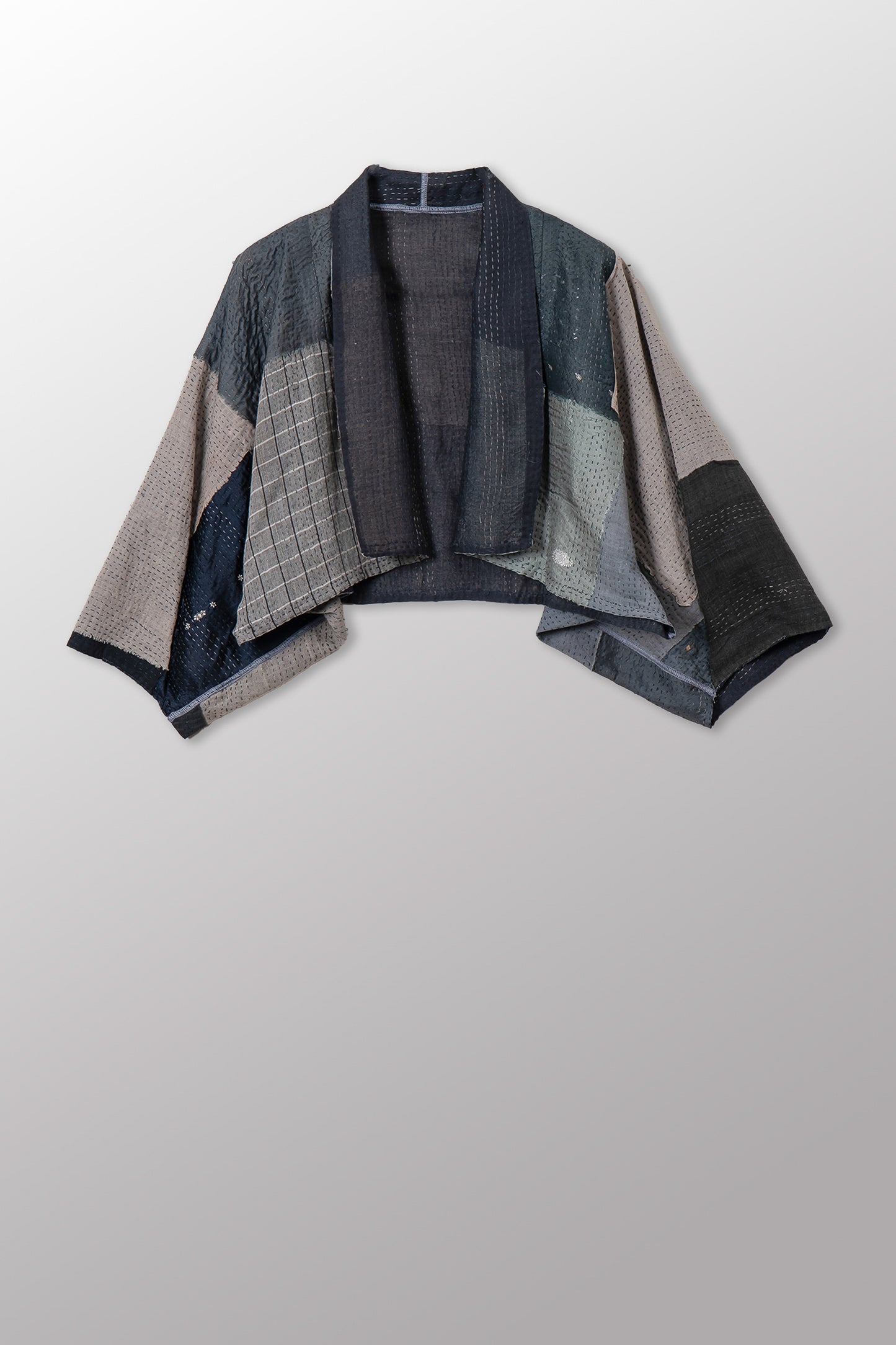 MOSAIC FRAY PATCH KANTHA PUFF SLV. SHRUG - zb2062-gry -