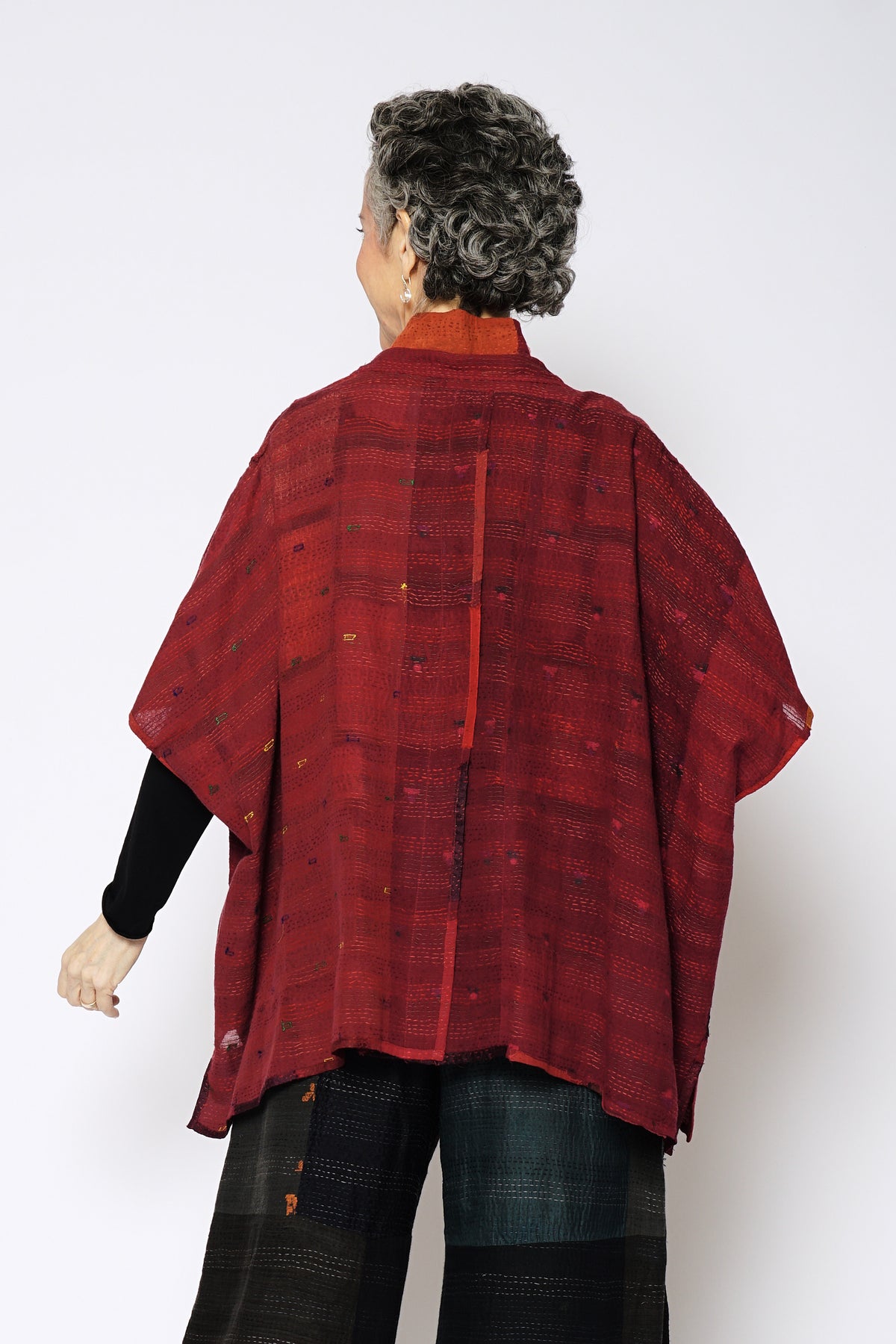 TONAL TILE PATCH KANTHA PONCHO TOP - tt2568-red -