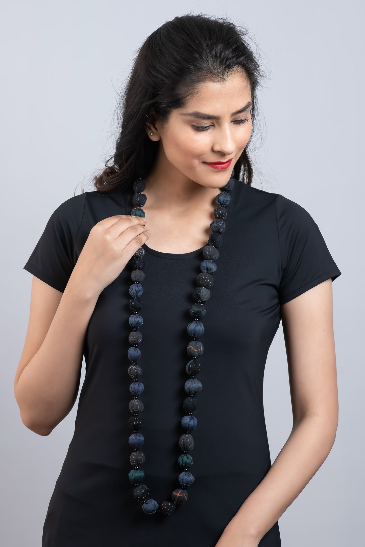 COTTON SILK SW PATCH KANTHA SMALL NUTS LONG NECKLACE - ws2706-blk -