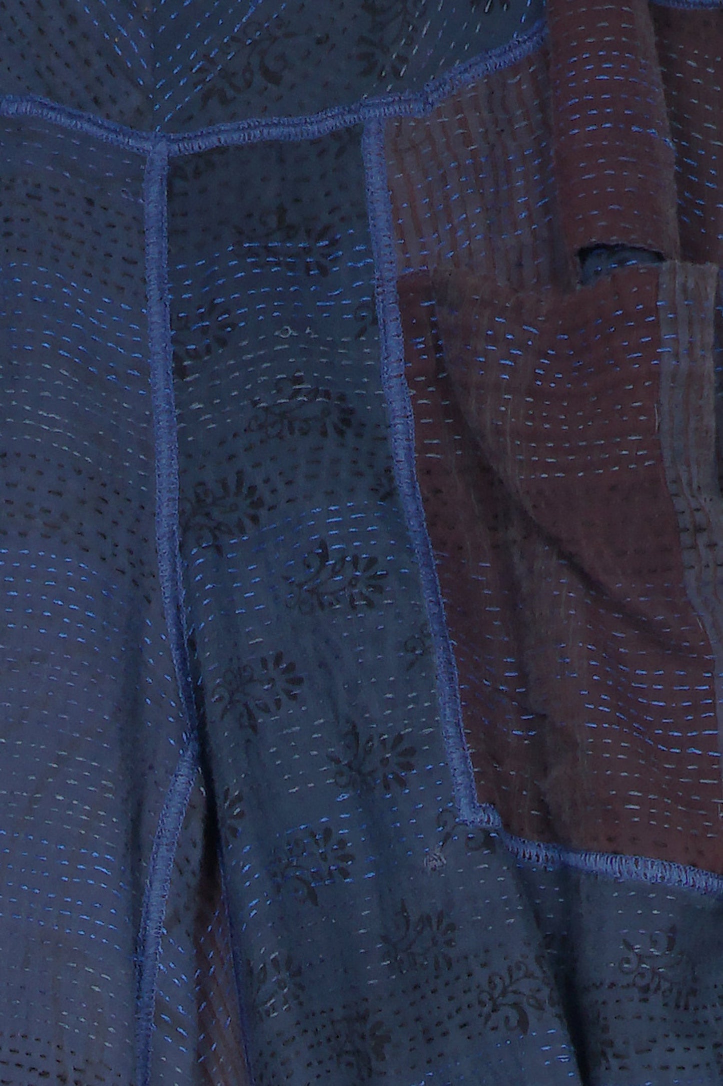 FRAYED PATCH KANTHA KNEE TUCKED PANTS - fi2625-nvy -