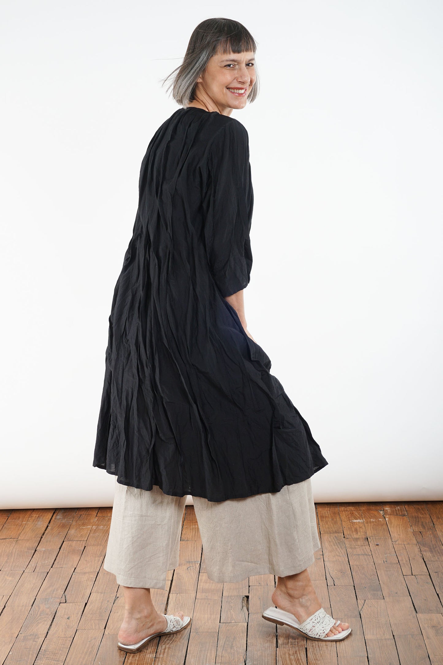 DYED COTTON SILK VOILE WAVY TUCK CROPPED SLV. DRESS