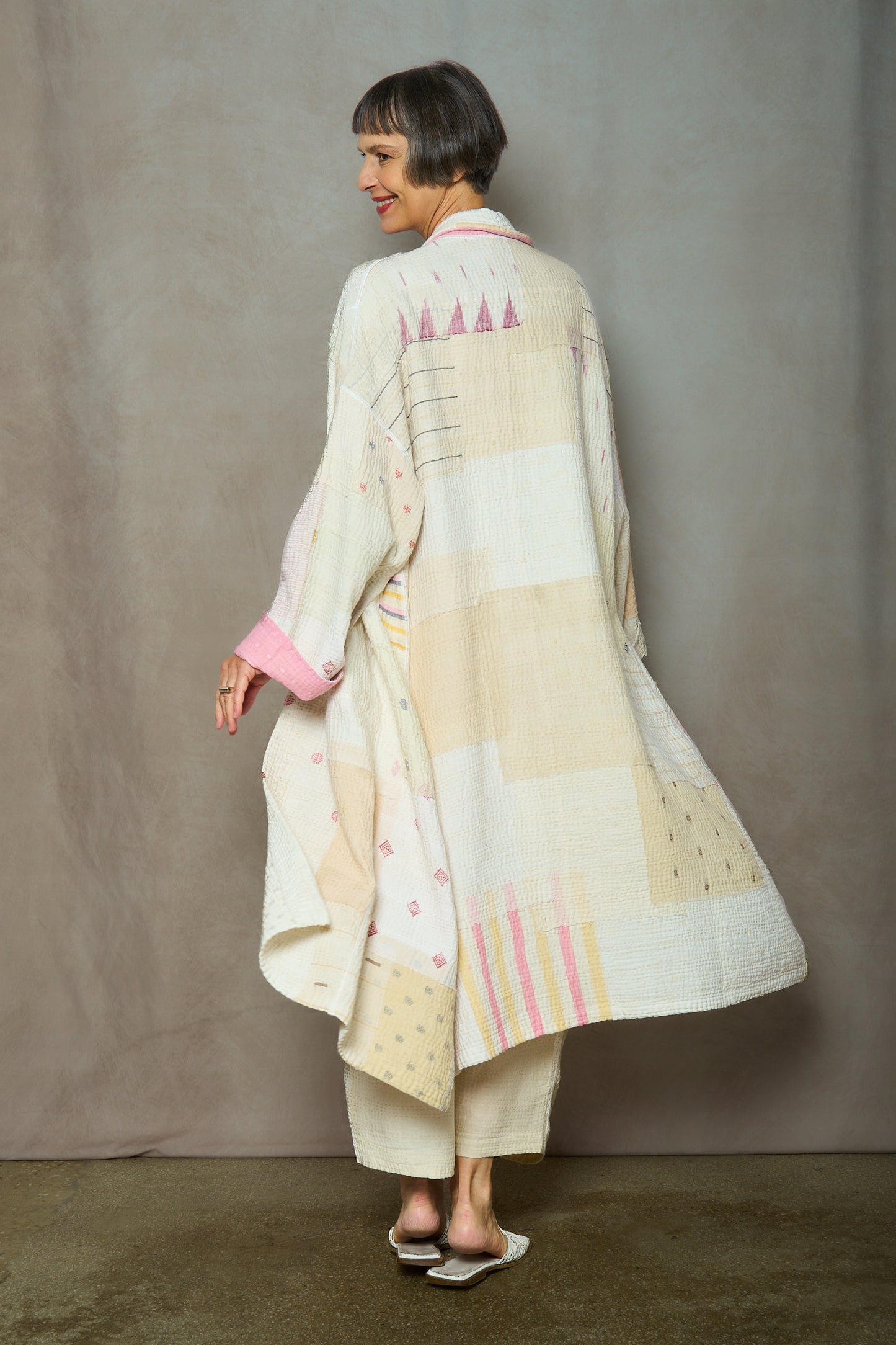 FRAYED PATCH MIX KANTHA NEW OVERSIZED COAT - fm4342-ivy -