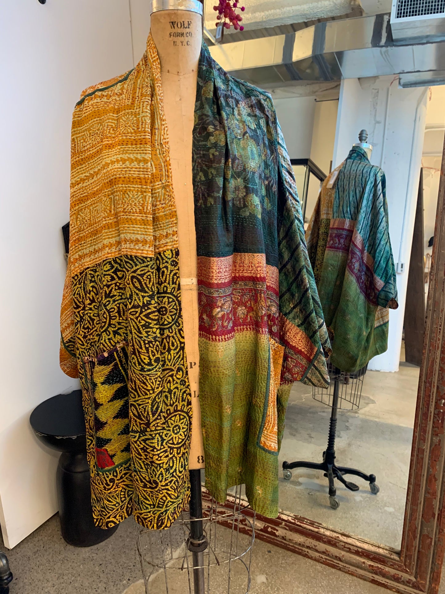 VINTAGE SILK KANTHA DOUBLE COLLAR PONCHO - sv2323-0019a -