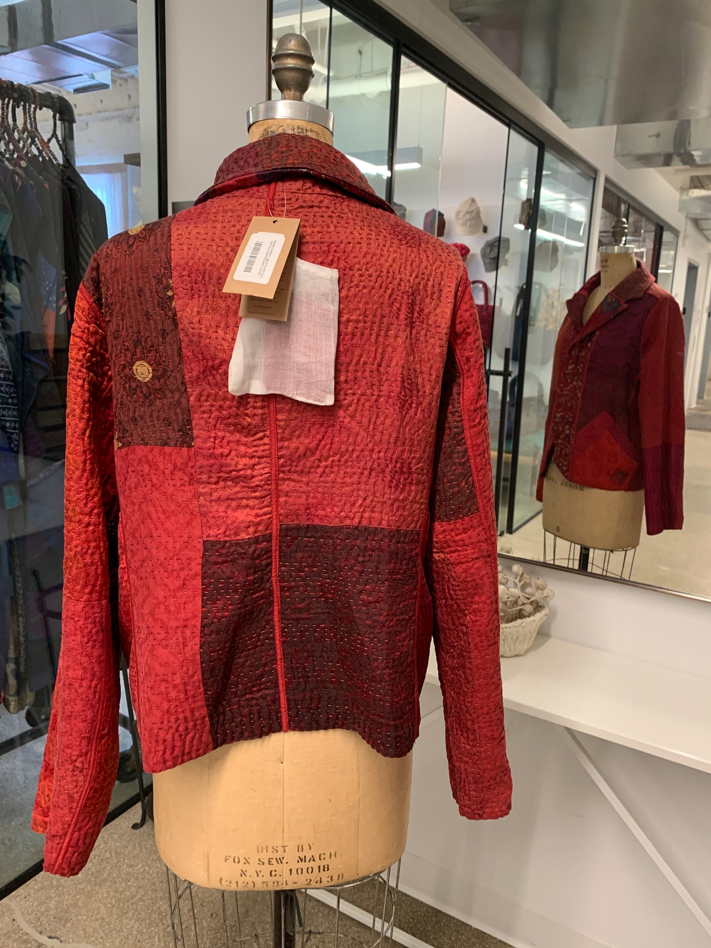 JACQUARD SILK KANTHA CROPPED BASIC JACKET - js4096-cmar001l -