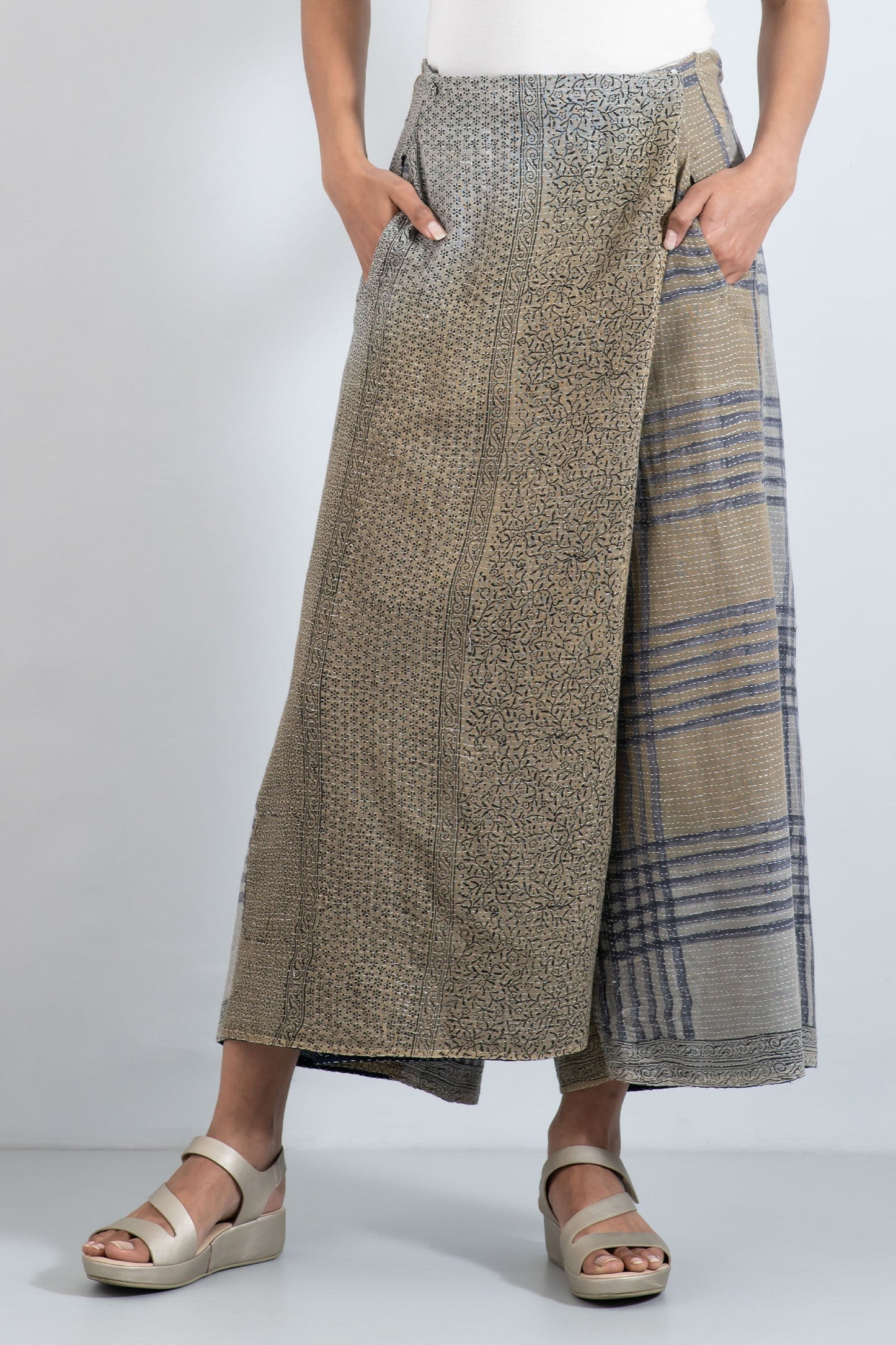 INDONESIAN PRINT VINTAGE INDIGO BACKING KANTHA FRONT WRAP PANTS - bi2631-blu -