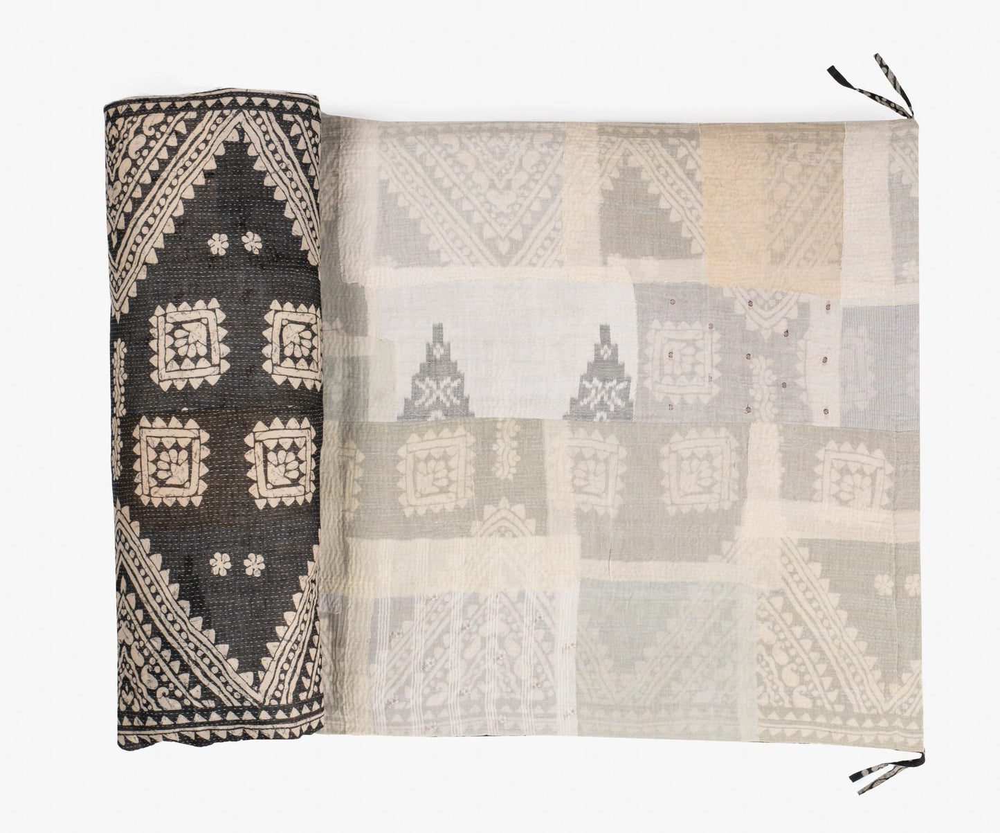 Mosaic Fray Handmade Vintage Kantha Day Bed Mattress Cover -Hydrangea