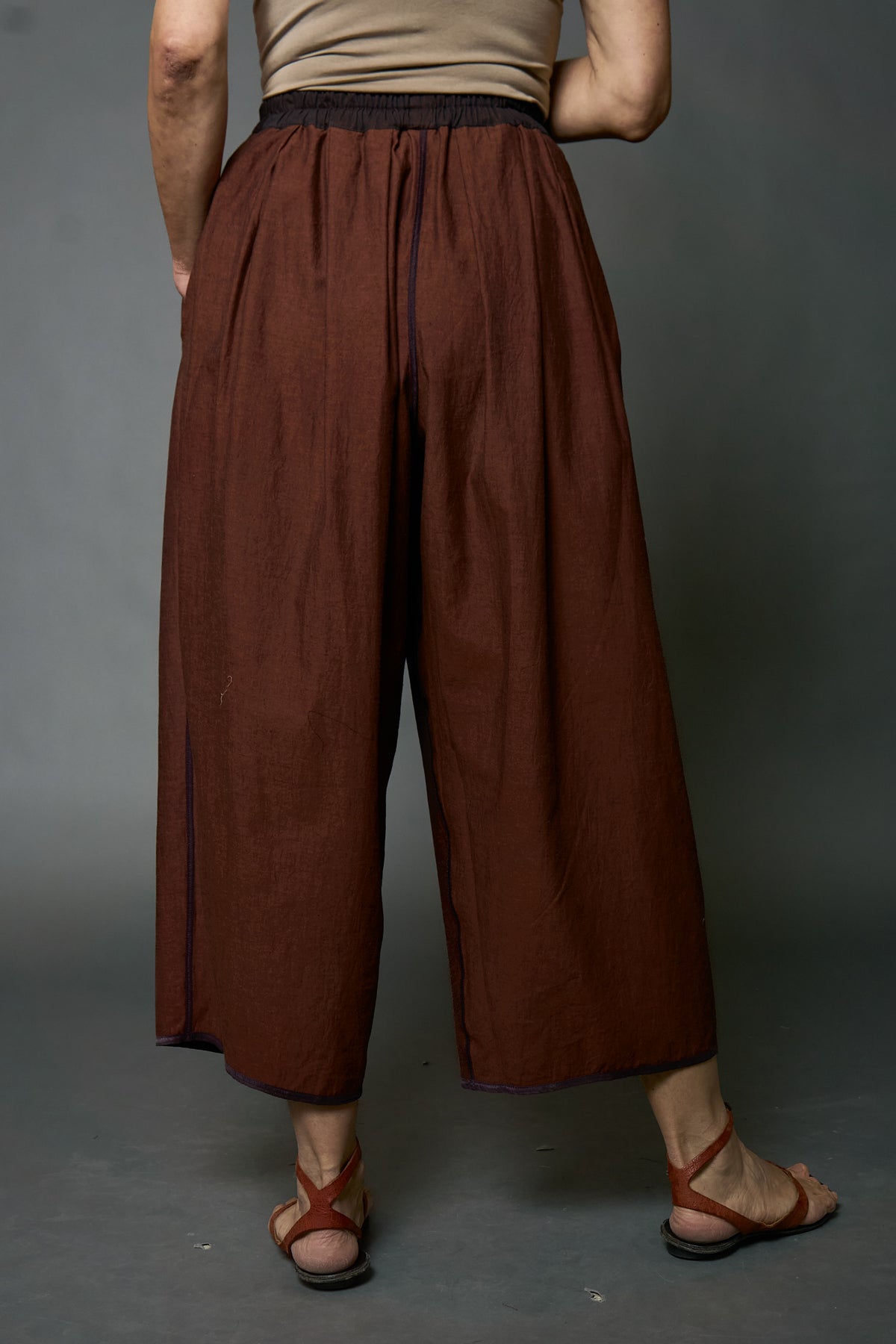 DUNGAREE DENIM COTTON TUCKED GATHER PANTS - ad1677-brn -