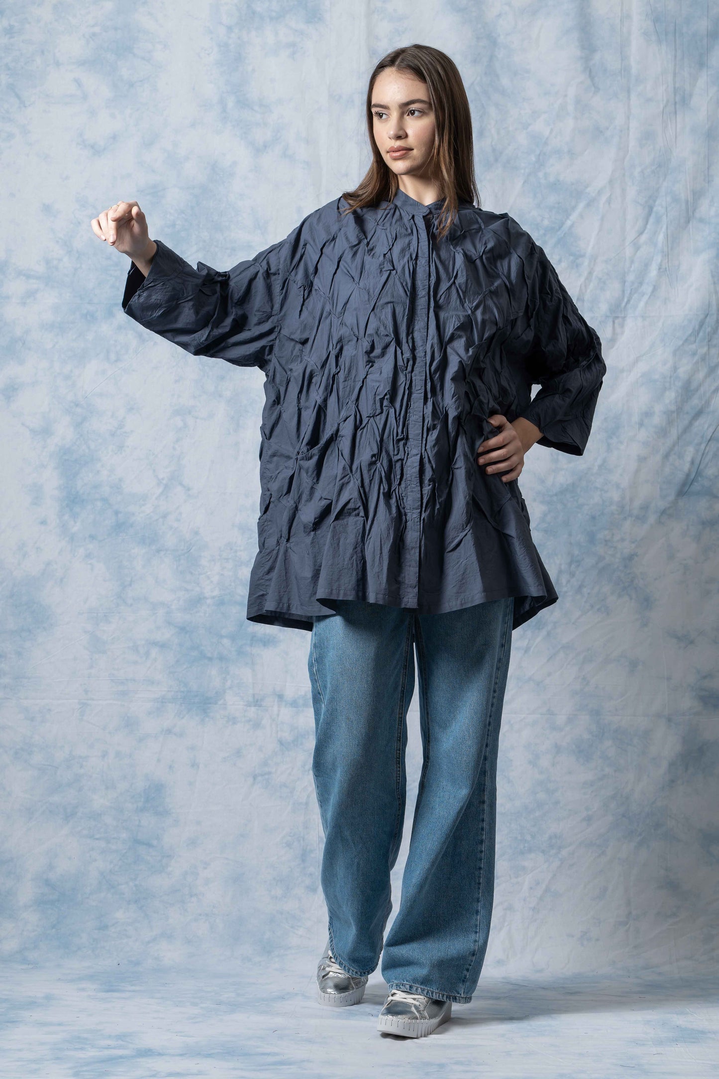 POLISHED COTTON WAVY TUCK OVERSIZED SHIRT - bl-wl1555-gry -