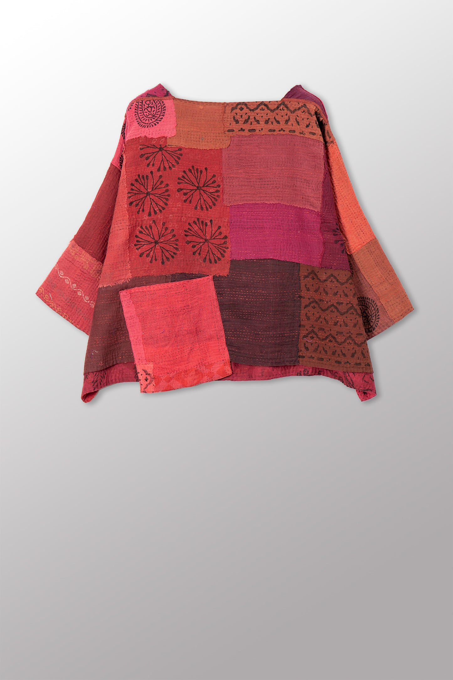 LANDSCAPE FRAYED PATCH KANTHA WITH STAMP 3/4 SLV. CROP TOP MIO - sp-lf2538-red -