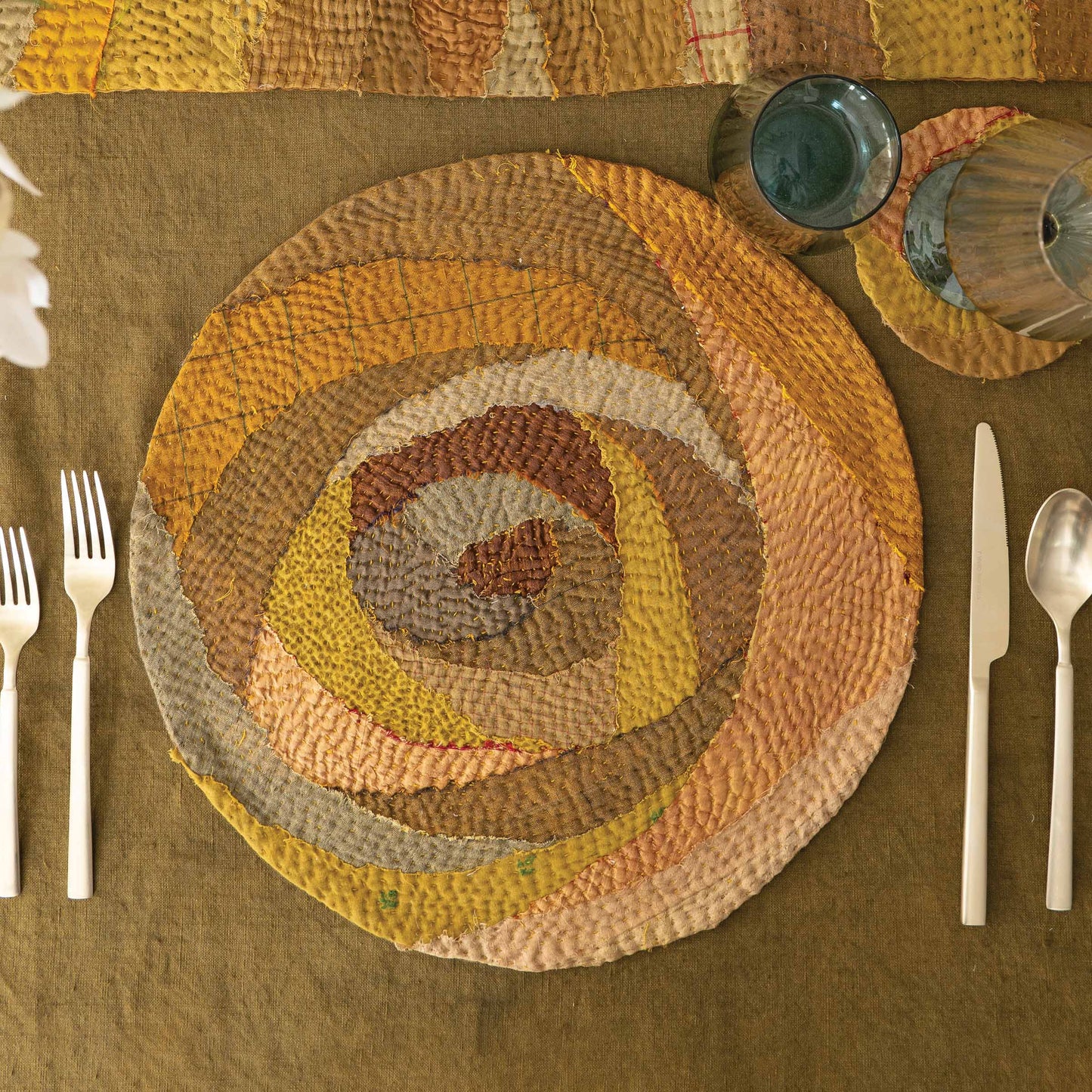 Umber Fray Patch  Rose Placemat (Set of 2)