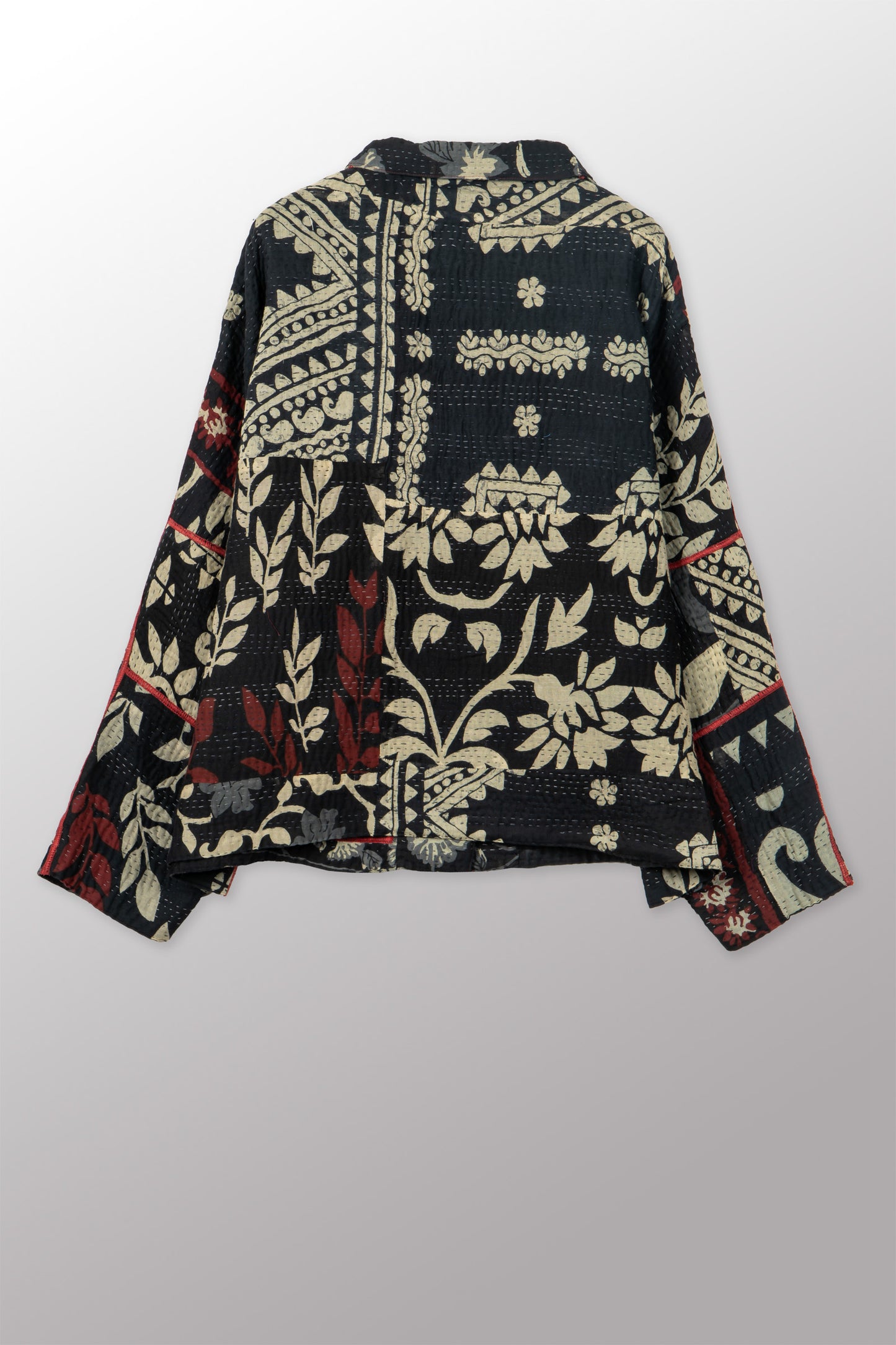 BLACK AND WHITE PRINT PATCH KANTHA HIGH-NECK CROPPED JACKET - pn4095-red -