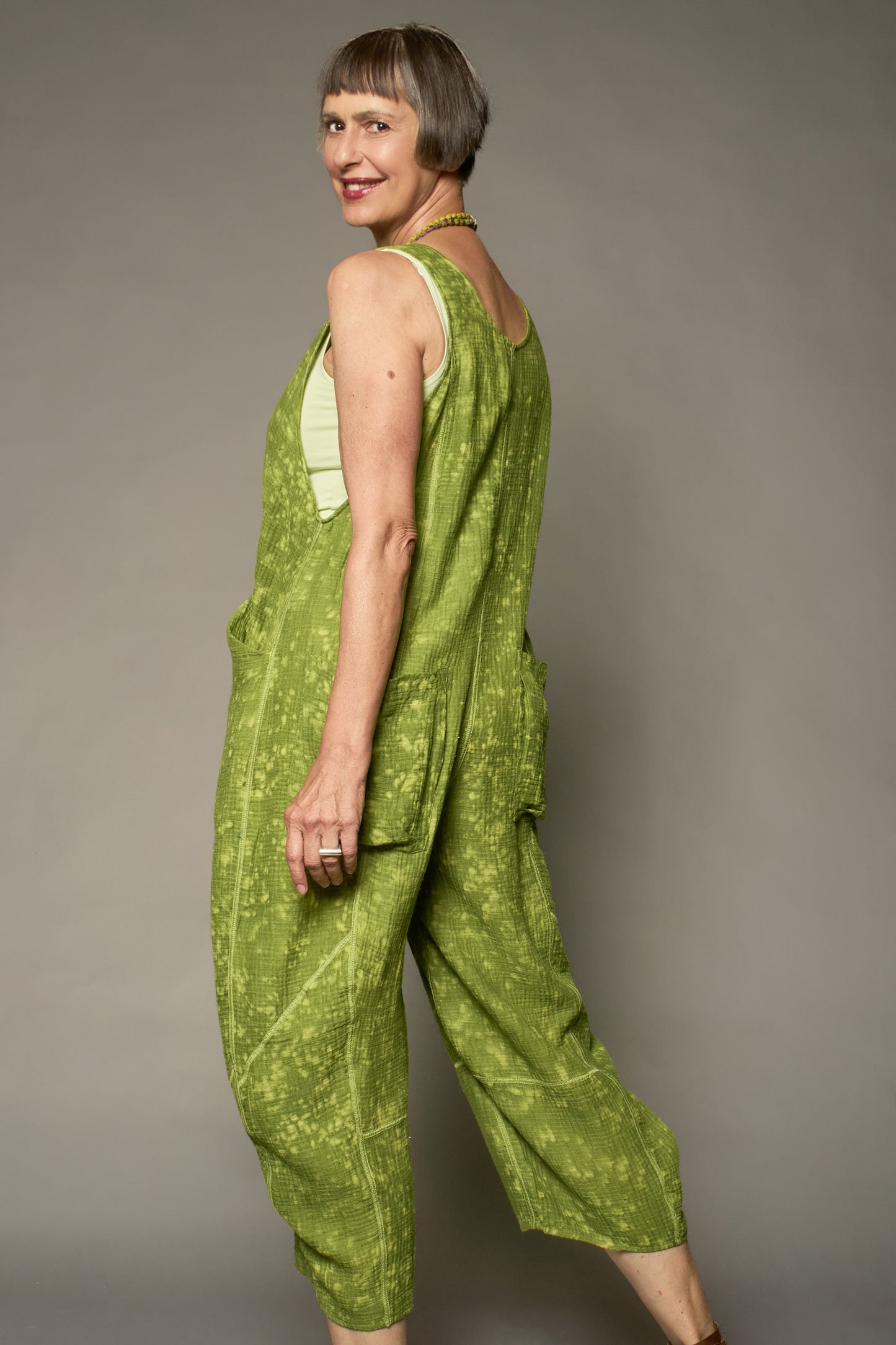 SAND SUN DYE RIPPLE KANTHA V-NECK JUMPER - rs2622-avc -