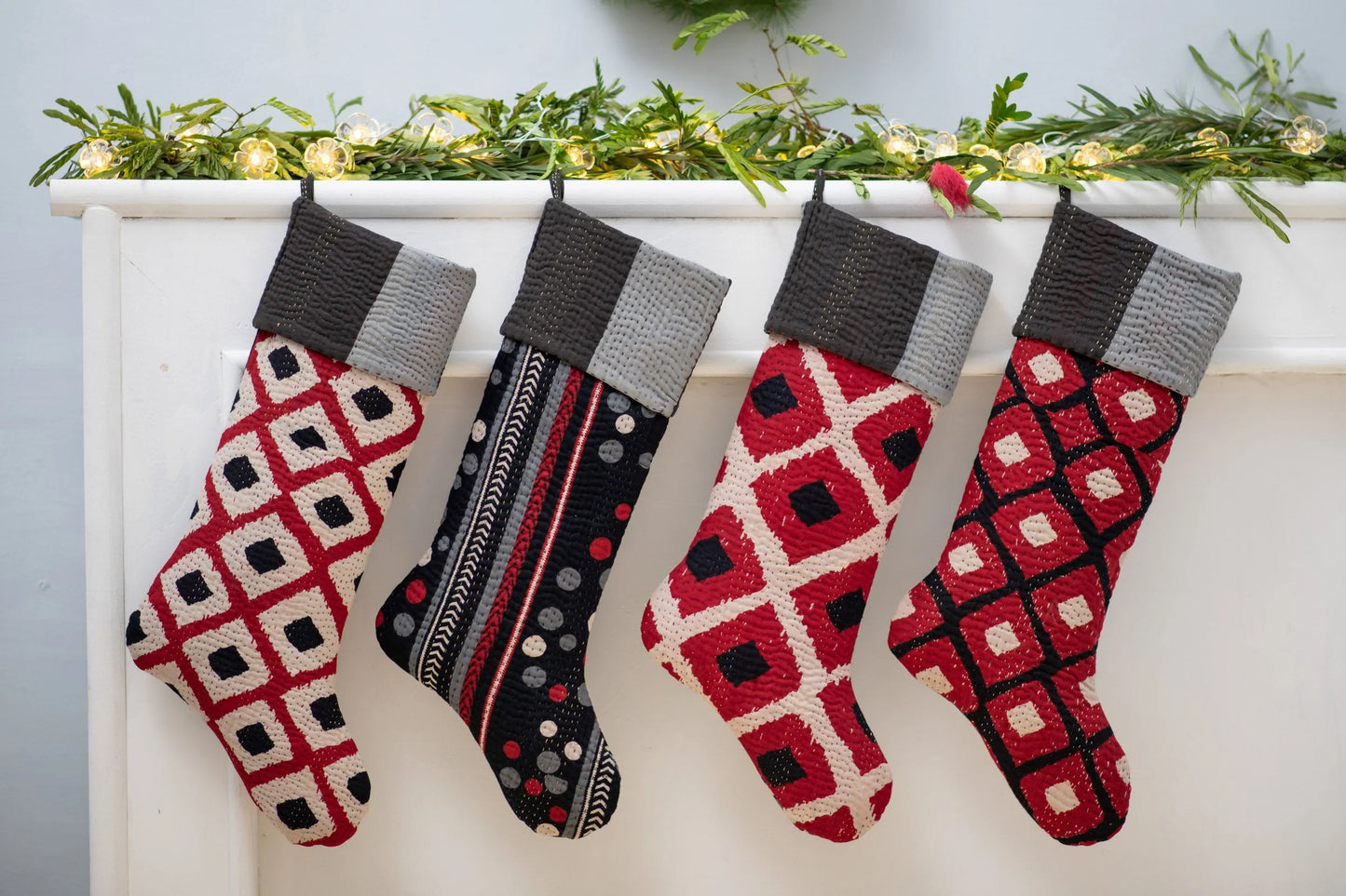 Monotone Ikat Kantha Stocking-Black2