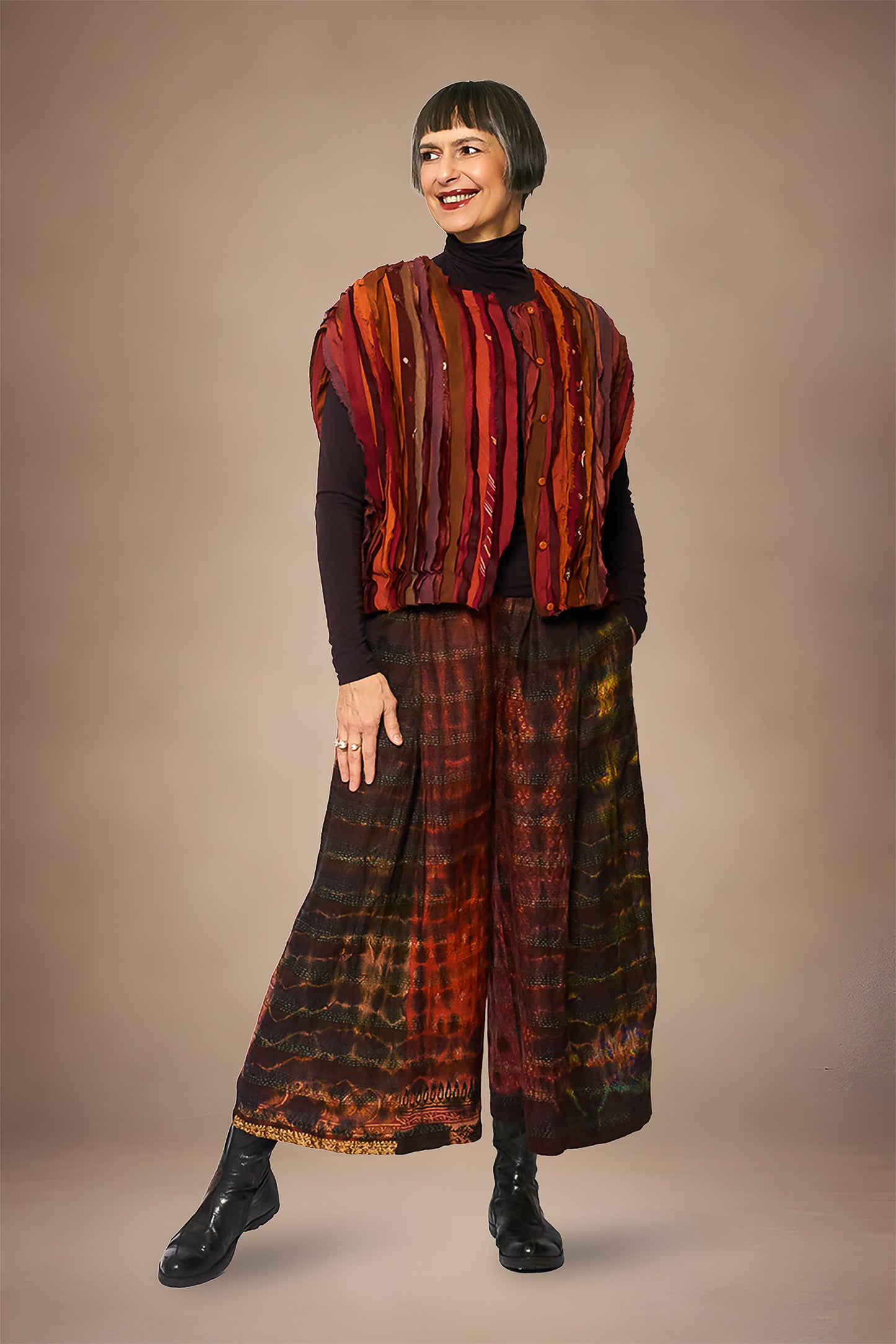 WAVY STRIPE KANTHA WIDE SHOULDER VEST - wv2245-org -