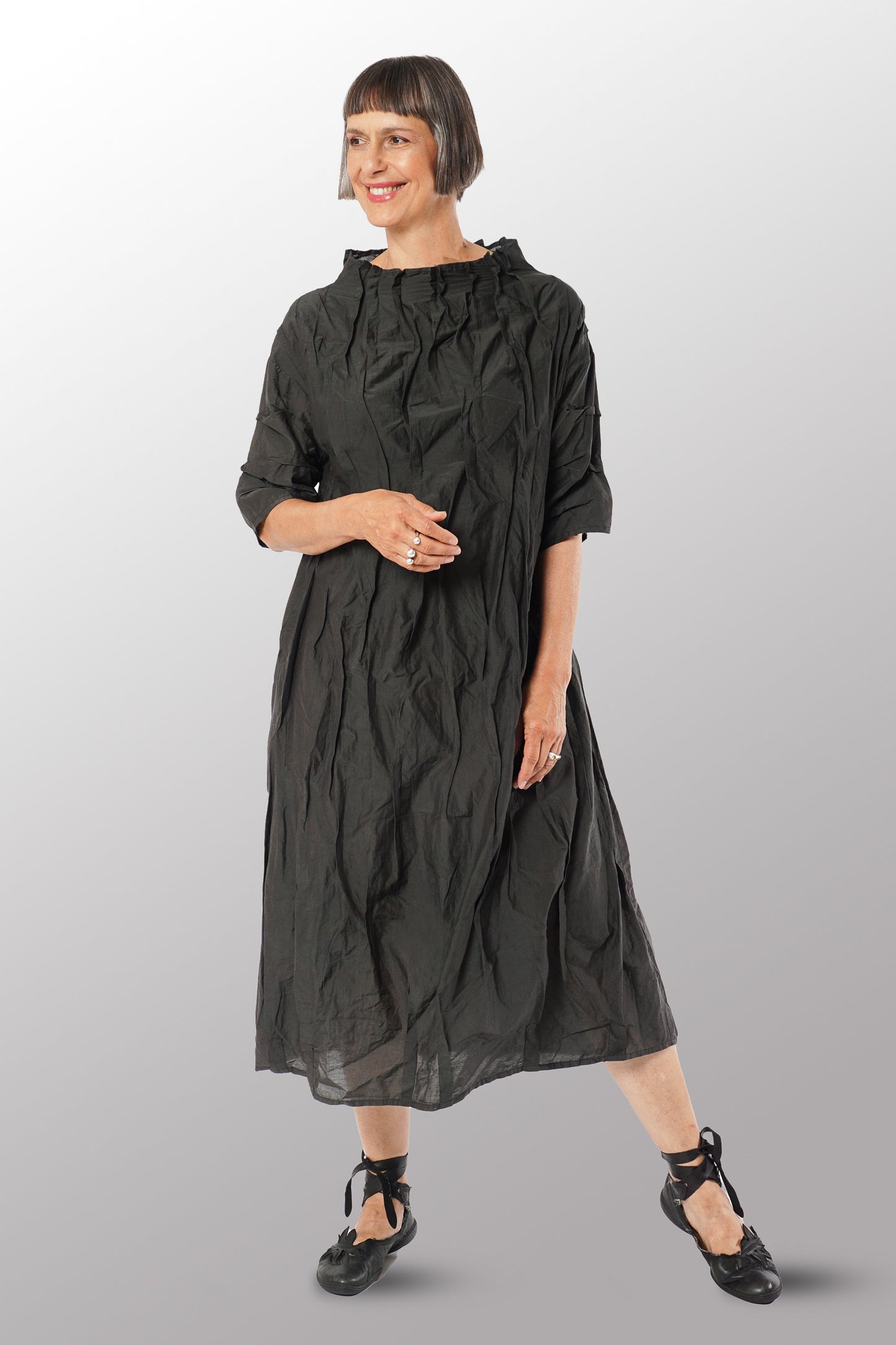 DYED COTTON SILK VOILE WAVY TUCK FUNNEL NECK DRESS - dc1455-gry -