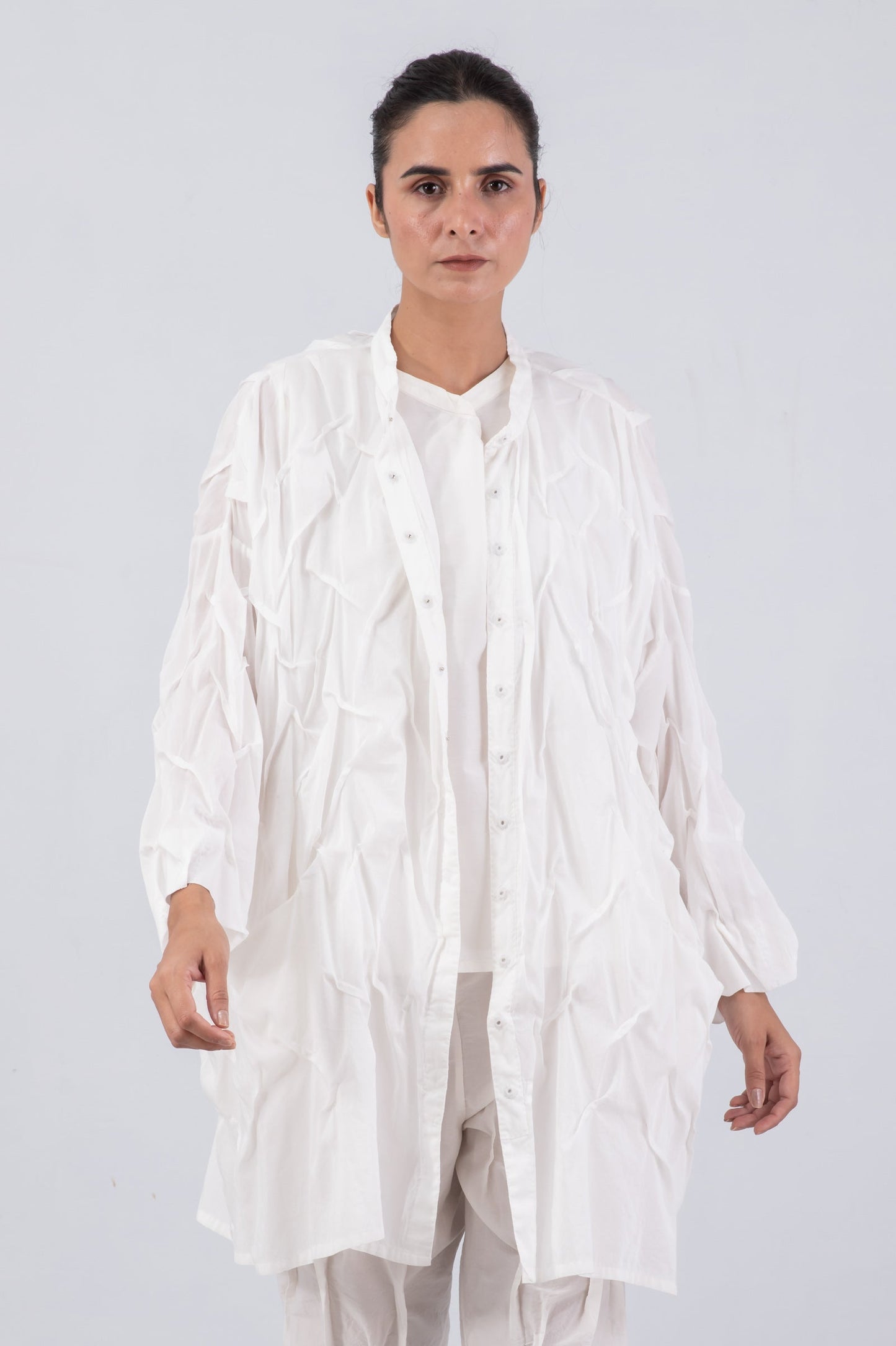 DYED COTTON SILK VOILE WAVY TUCK OVERSIZED SHIRT - dc1555-wht -