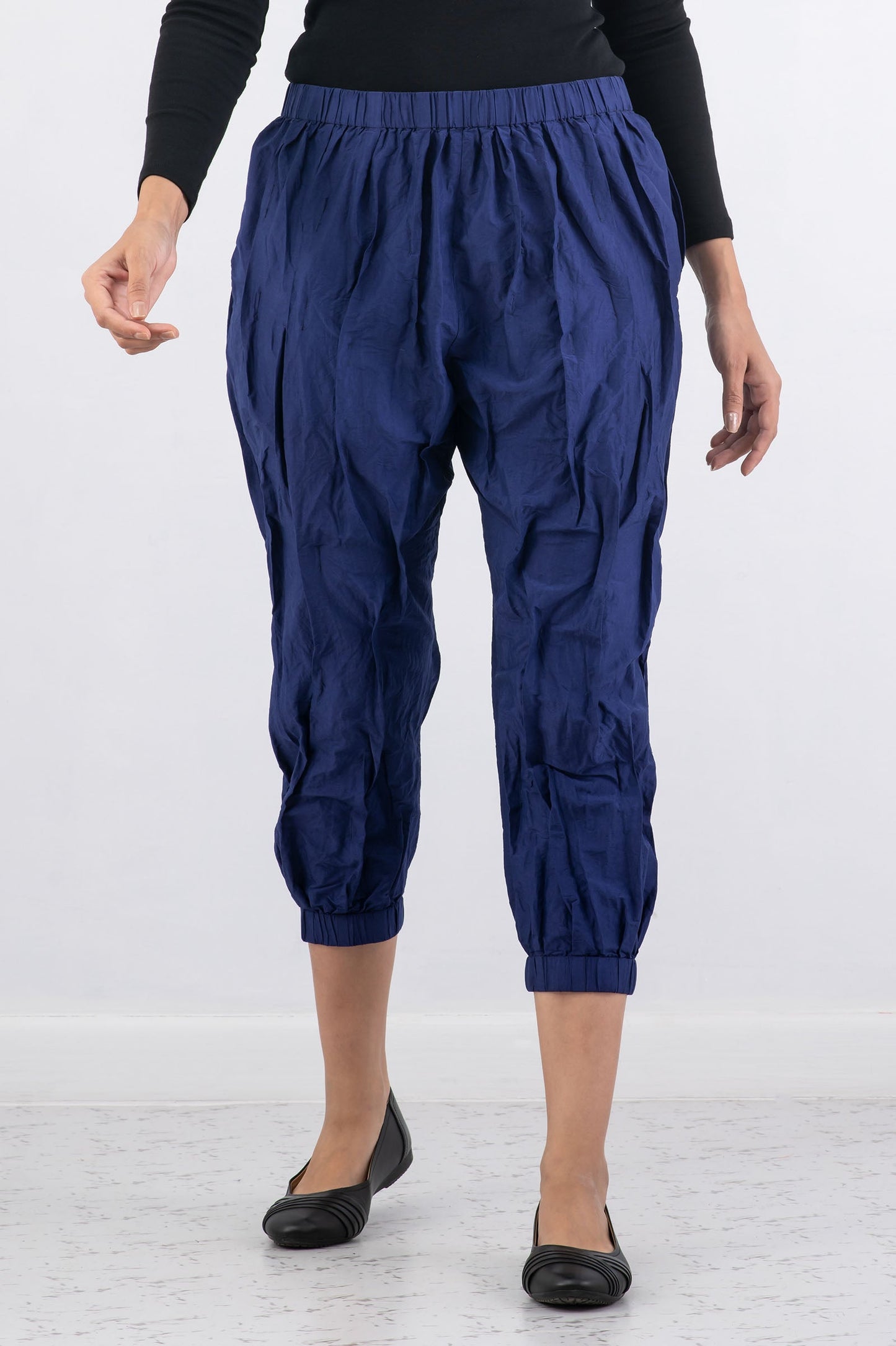 DYED COTTON SILK HEAVY VOILE WAVY TUCK TAPERD PANTS - dh1639-blu -