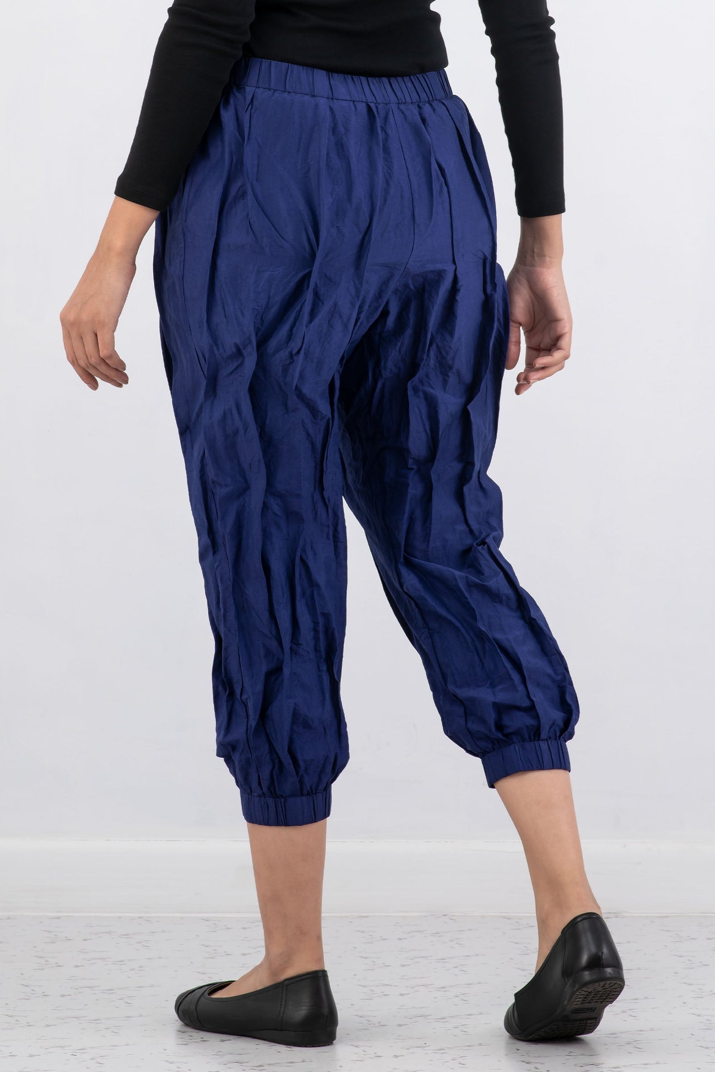 DYED COTTON SILK HEAVY VOILE WAVY TUCK TAPERD PANTS - dh1639-blu -