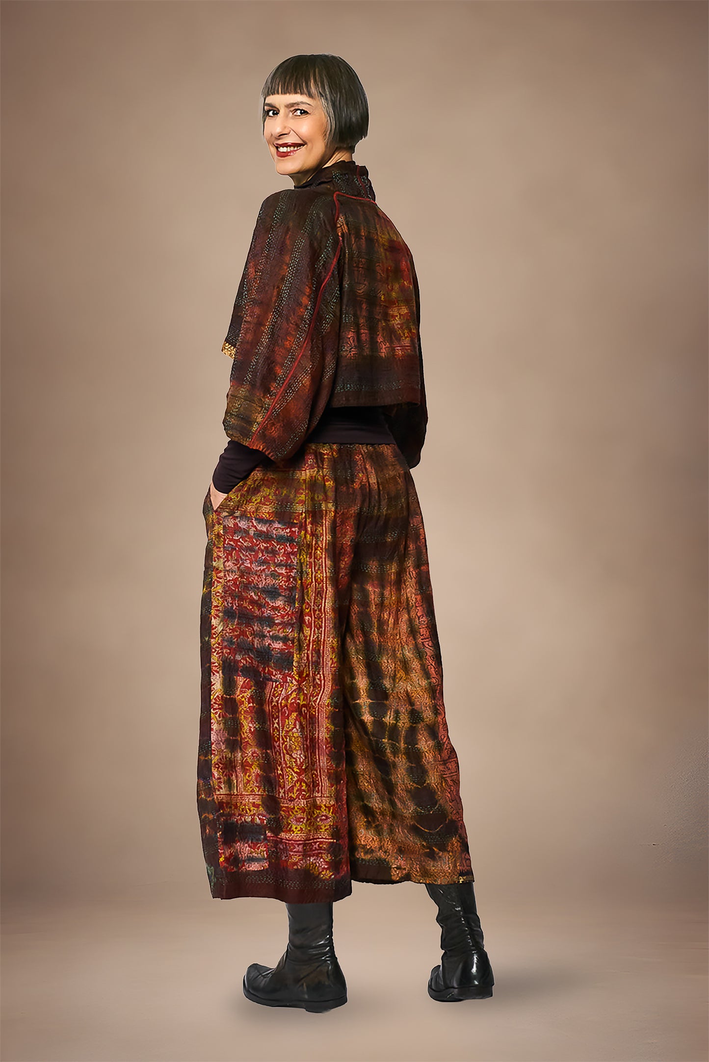 TIE DYE VINTAGE SILK KANTHA PUFF SLV. SHRUG - st-sv2062-brn -