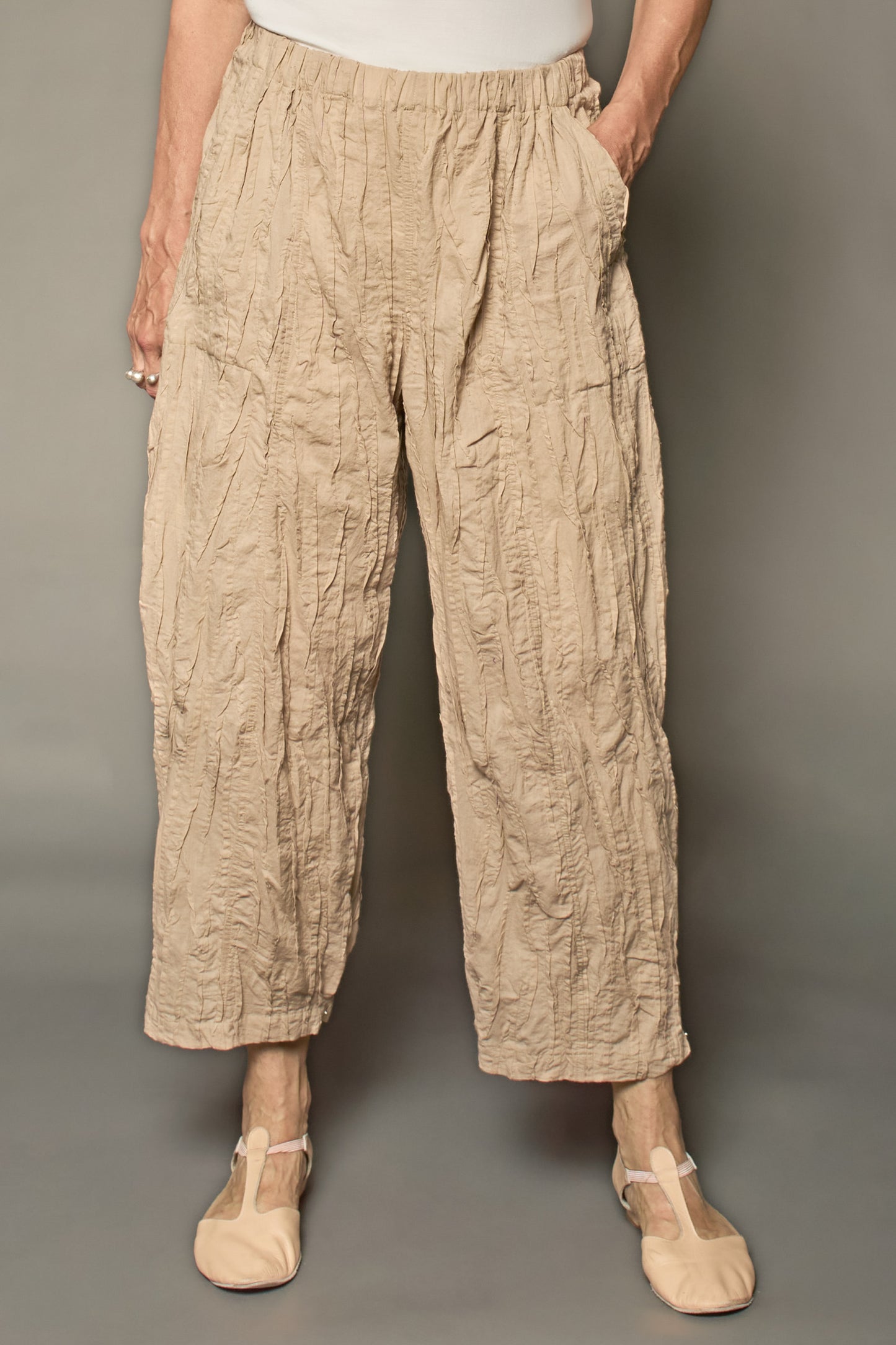 CAMBRIC COTTON RANDOM TUCK BARREL PANTS - ra1641-ntl -