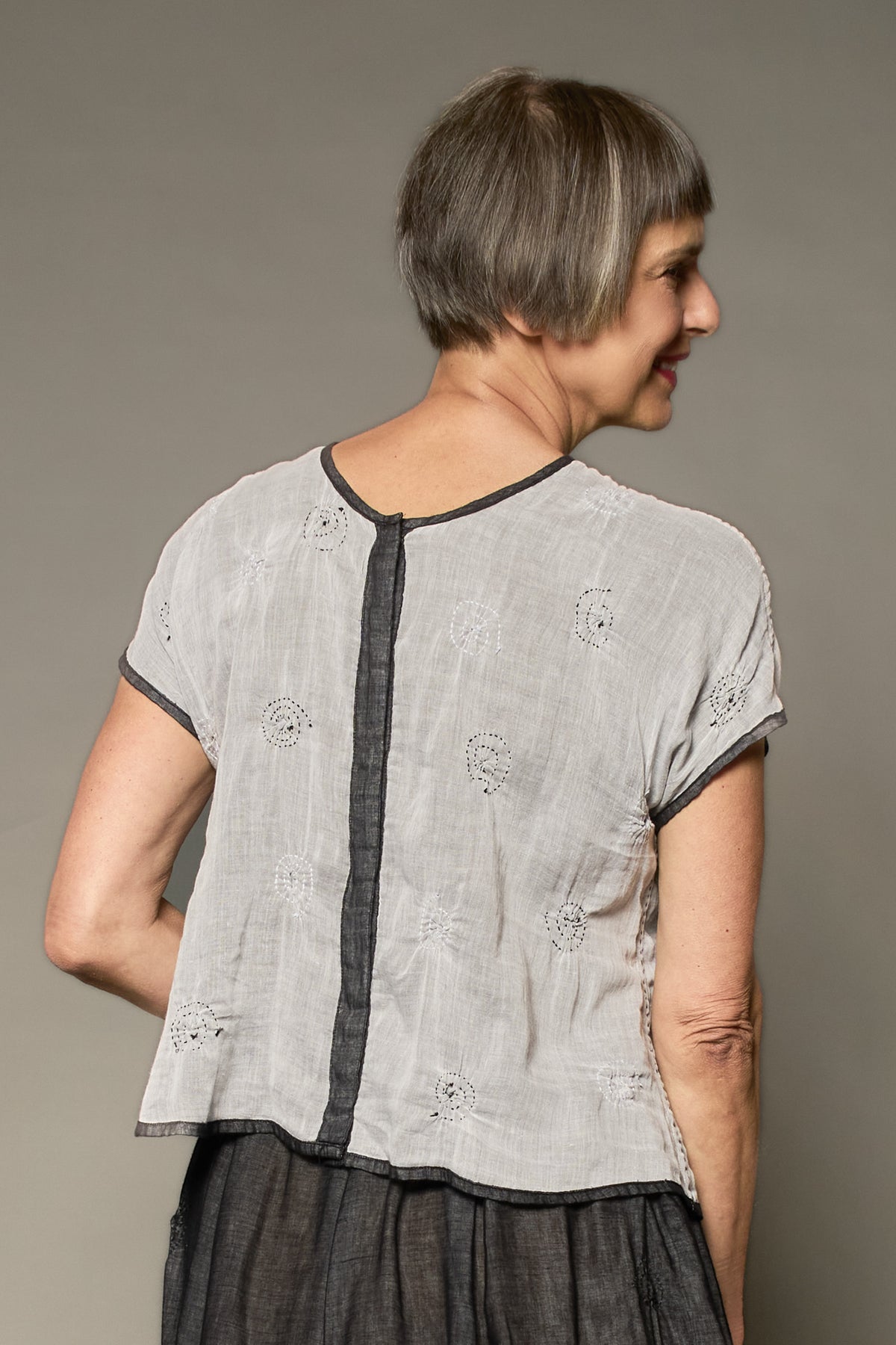 GAUZE SHIBORI GARMENT KANTHA BLOUSE - gg2534-blk -