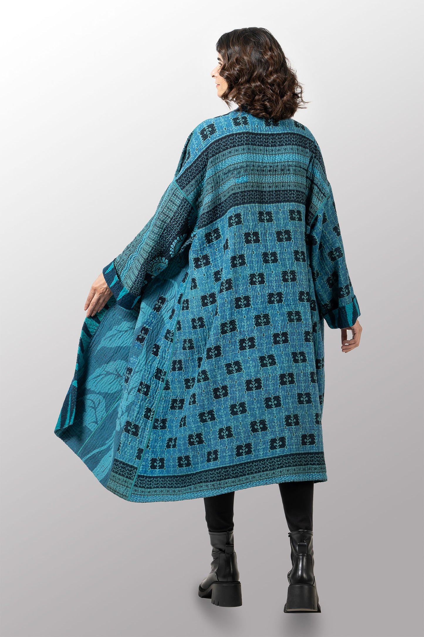 COTTON OVERDYE KANTHA NEW OVERSIZED COAT - ov4342-ctel002a -