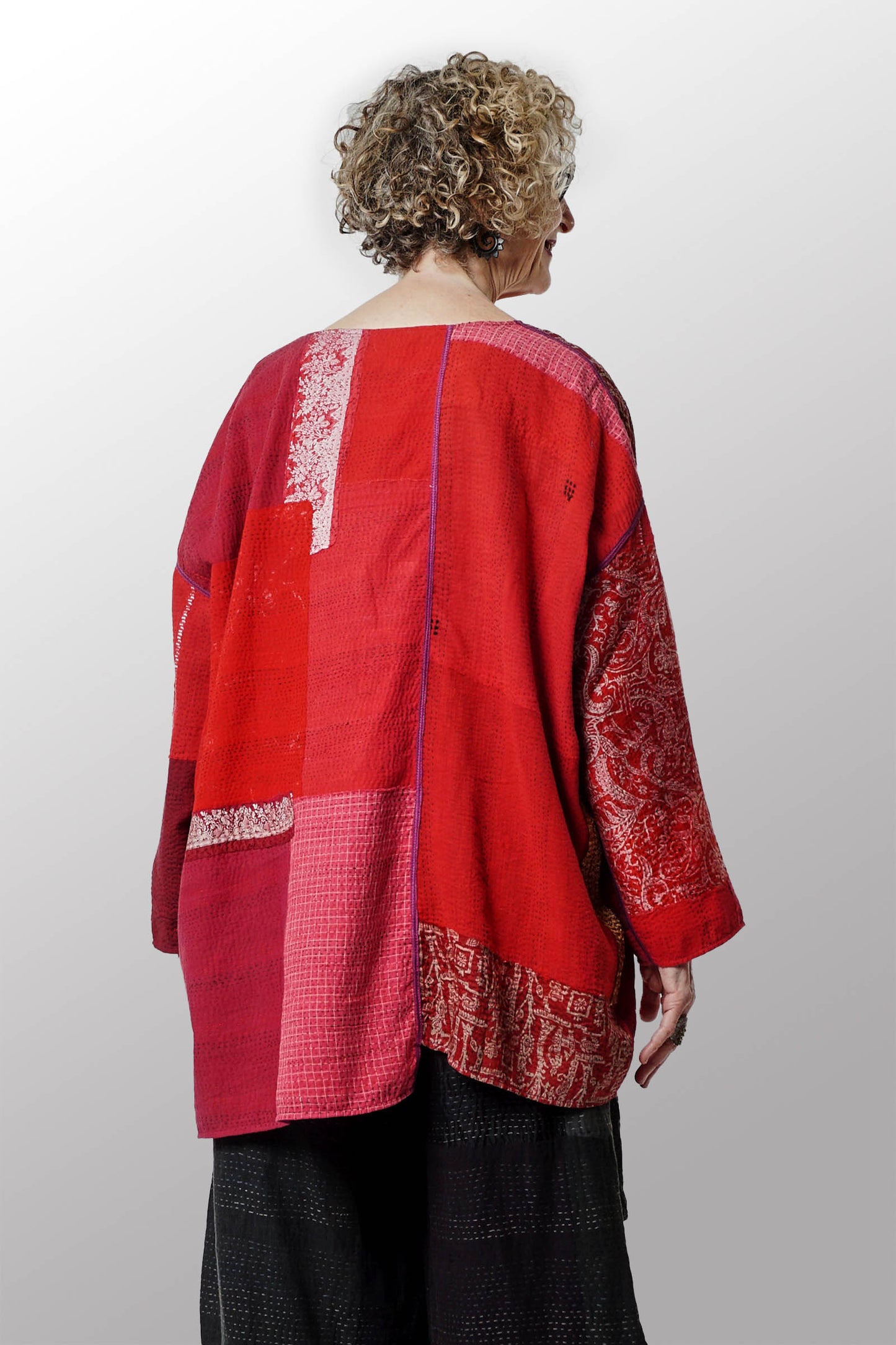 FRAYED PATCH WITH BROCADE KANTHA OVERSIZED TUNIC - fb2510-red -