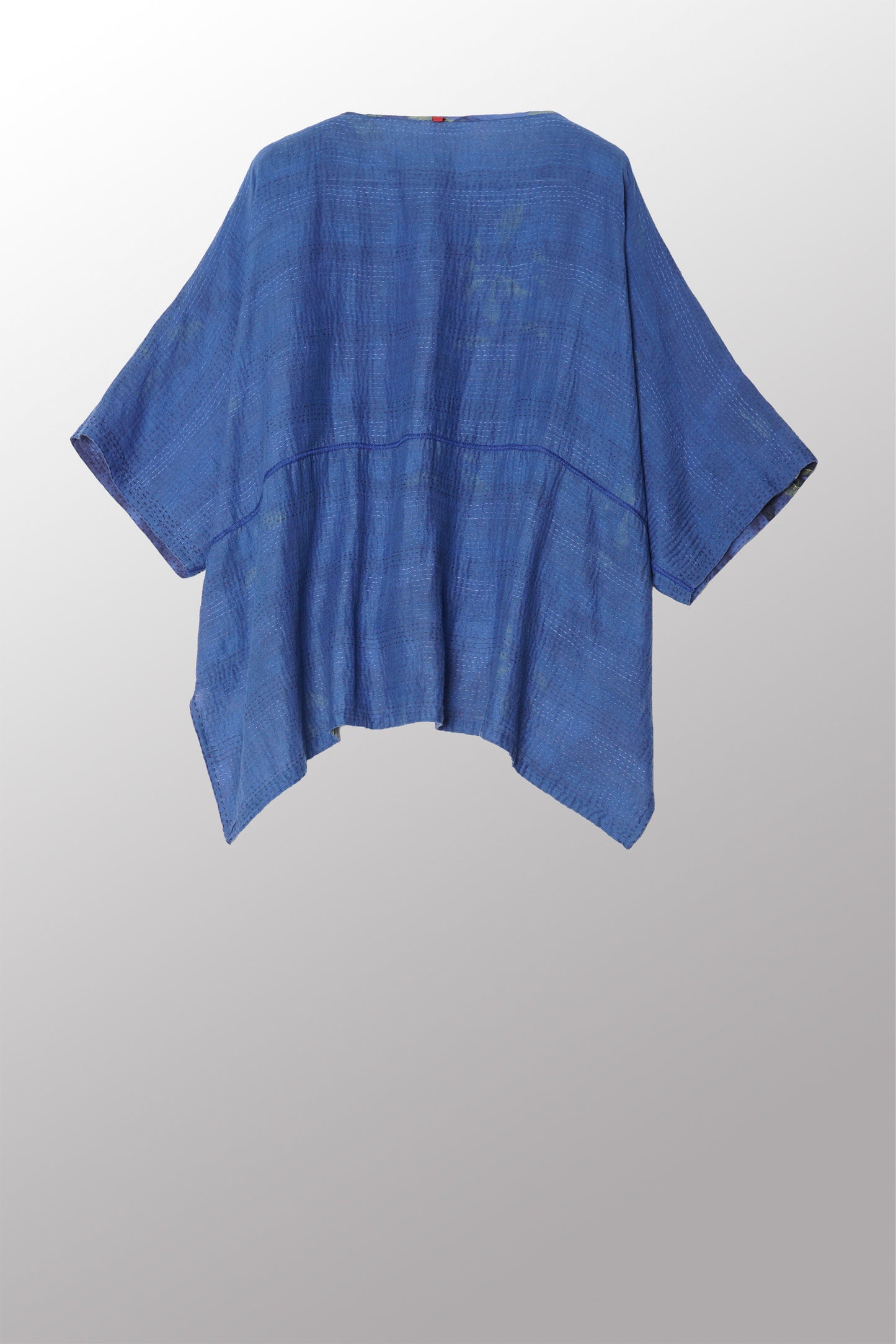 CLOUD TIE DYE FLORAL KANTHA CROPPED BOAT NECK DOLMAN TOP - uf2t105-blu -