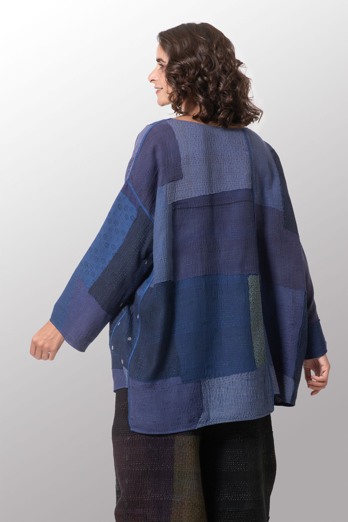 FRAYED PATCH KANTHA OVERSIZED TUNIC - fi2510-nvy -