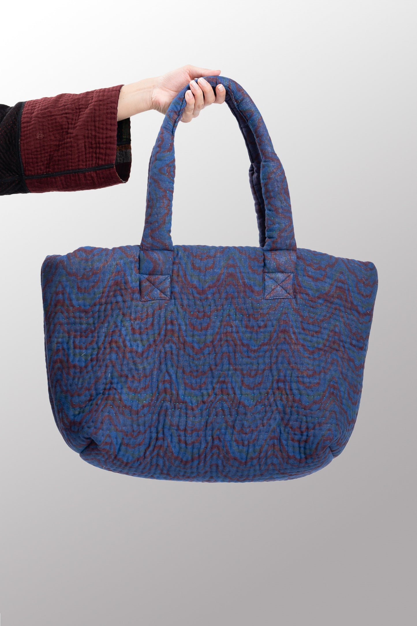 Quilted Over Dye Cotton Kantha Wide Tote - mm-oq5869-cblu007a -