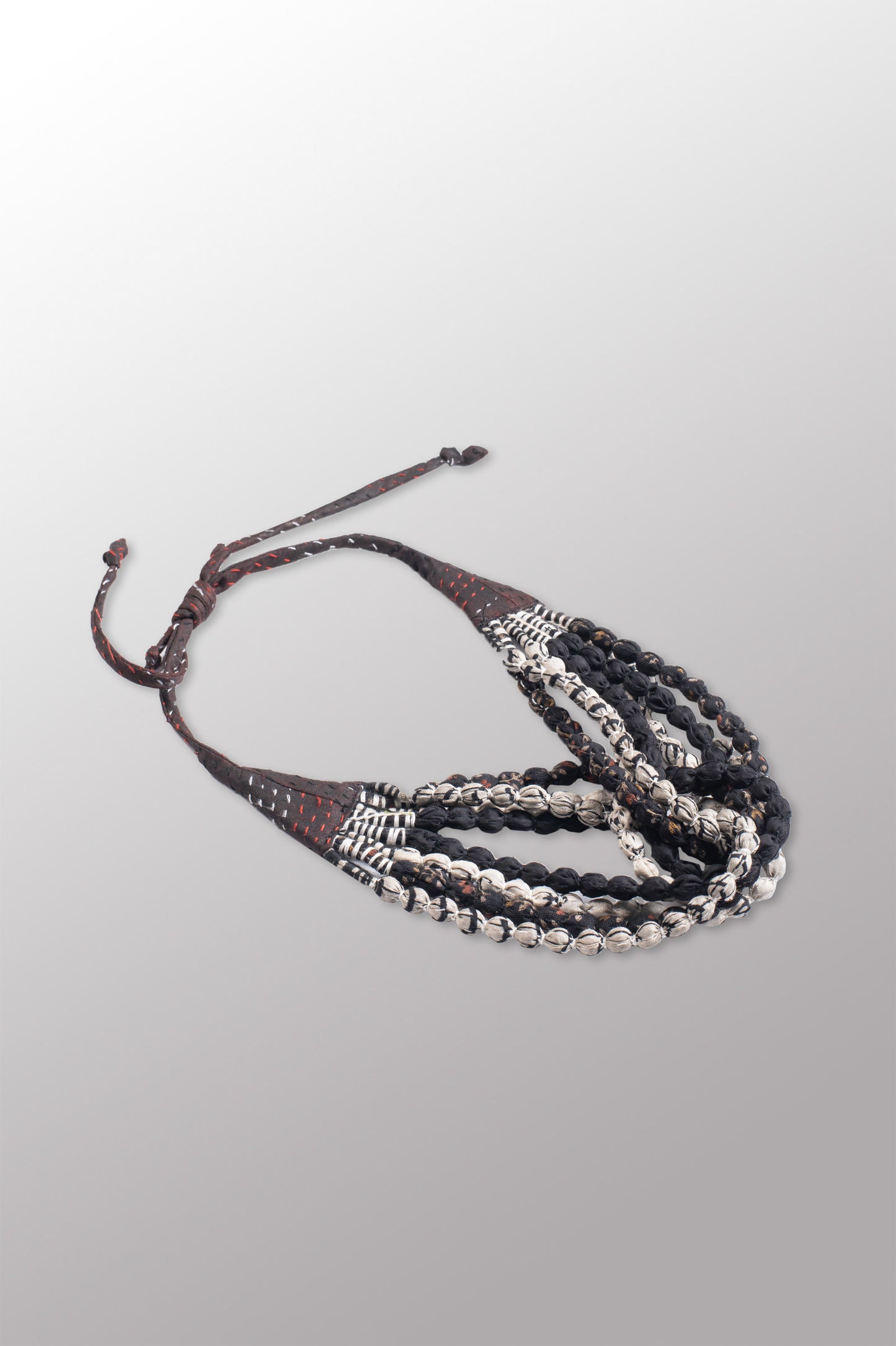 VINTAGE SILK KANTHA SEED NECKLACE SHORT - sv2722-blk -