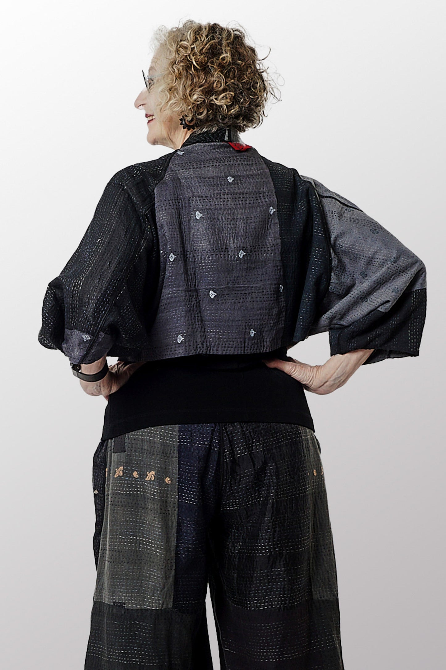 COTTON SILK SW PATCH OMBRE KANTHA PUFF SLV. SHRUG - wo2062-blk -