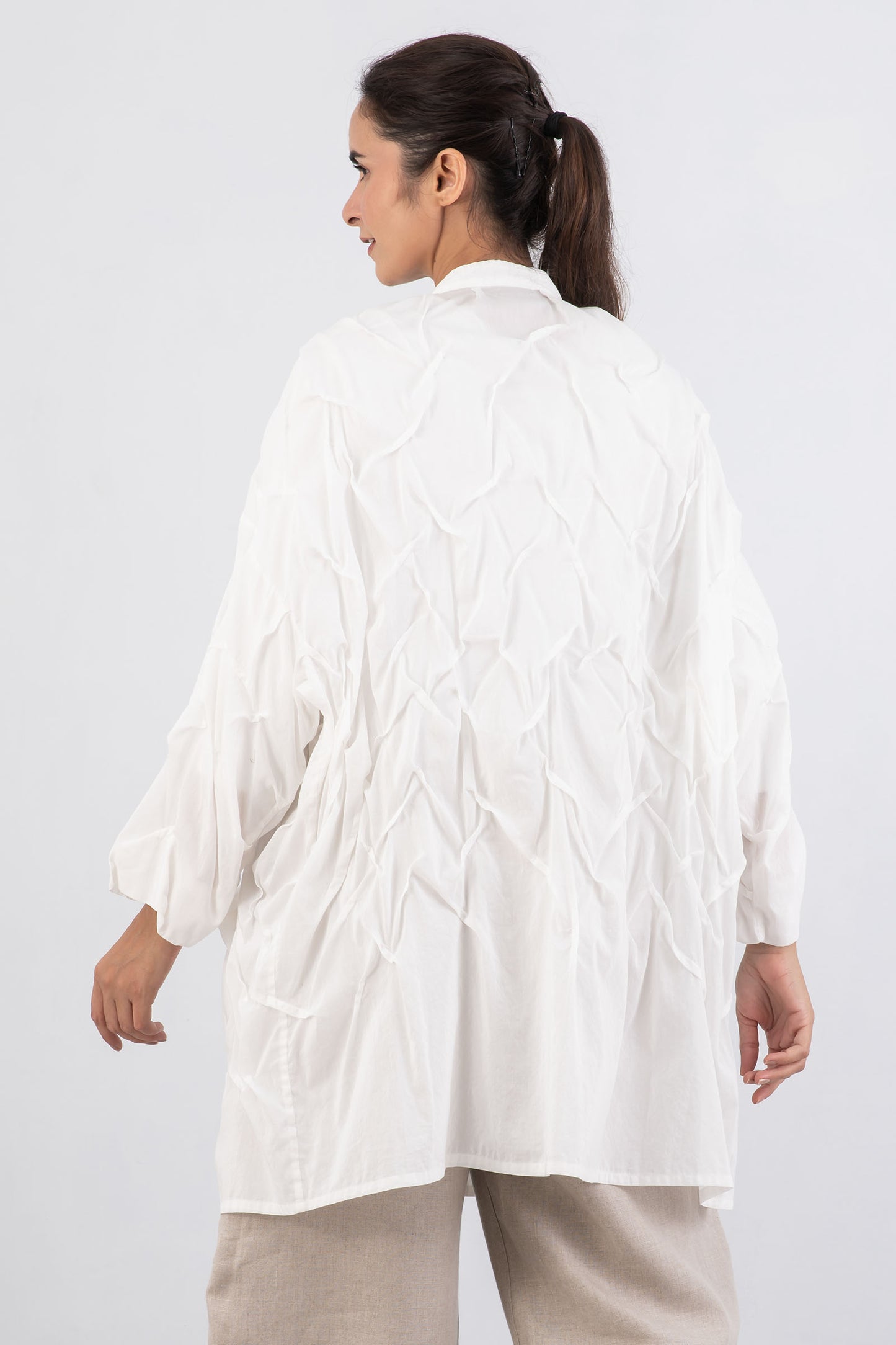 DYED COTTON SILK VOILE WAVY WAVY TUCK OVERSIZED SHIRT